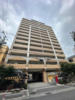 ���{��^�s�h���̒��Ã}���V�����̌��n�O�ώʐ^