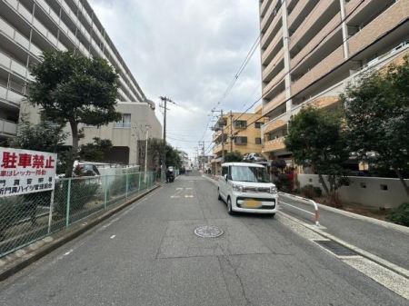 ���{��^�s�h���̒��Ã}���V�����̂��̑����n