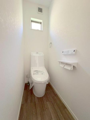 ���{�����s�P������1���ڂ̒��È�ˌ��Ẵg�C��