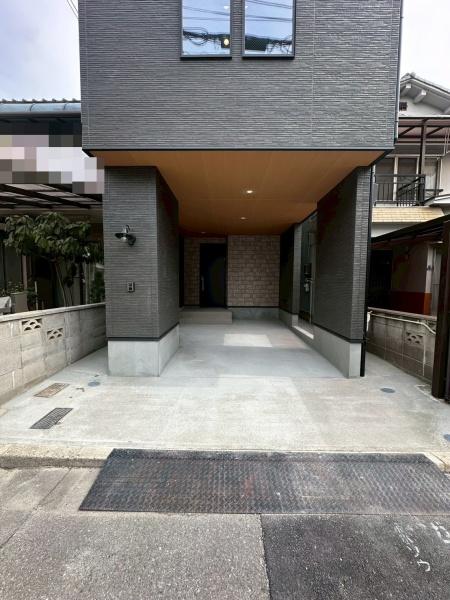 ���{��^�s�e�c���̐V�z��ˌ��Ă̒��ԏ�