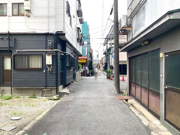 {s操J5ڂ̓yn̑OʓH܂ތnʐ^