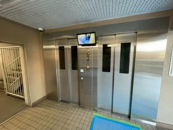 ���{�����s��c�V��3���ڂ̒��Ã}���V�����̃G���g�����X