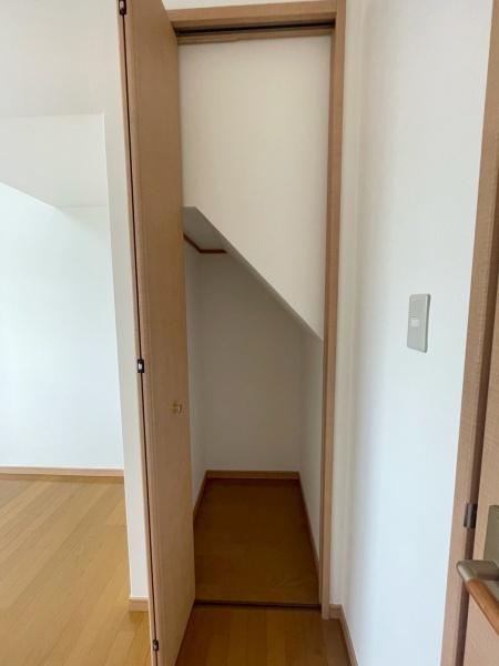{s쎛4ڂ̒ÈˌĂ̎[