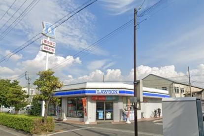 大阪府豊中市三和町2丁目の中古マンションの周辺環境