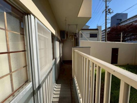 ���{���s���捂�a6���ڂ̒��Ã}���V�����̃o���R�j�[