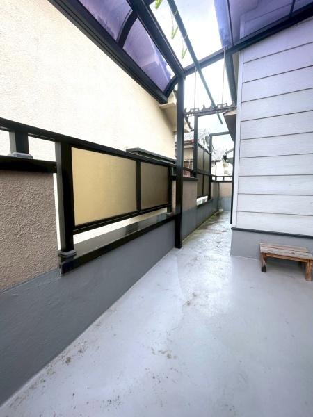 ���{�����s����1���ڂ̒��È�ˌ��Ẵo���R�j�[