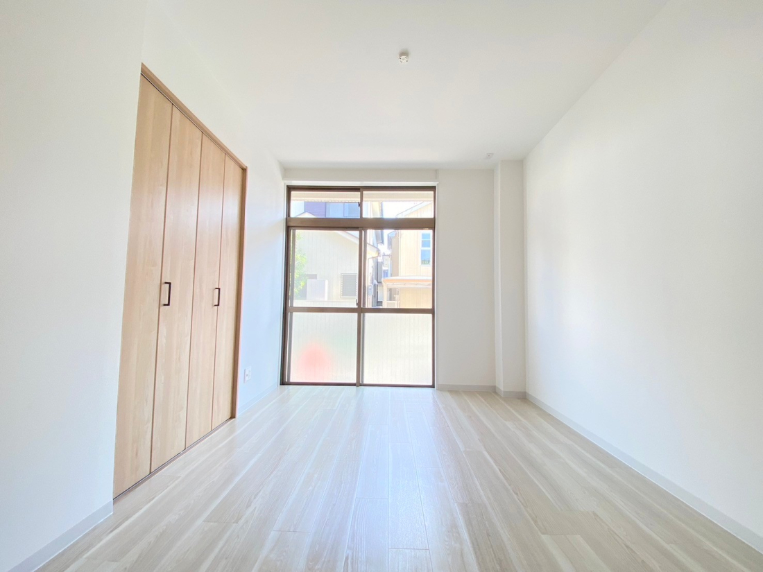 {s[6ڂ̈꓏Ap[g̃rOȊŐ