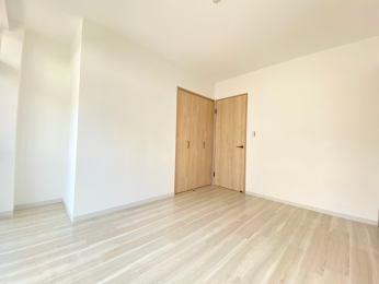 {s[6ڂ̈꓏Ap[g̃rOȊŐ