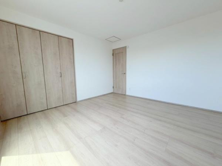 ���{�����s����]3���ڂ̐V�z��ˌ��Ă̗m��