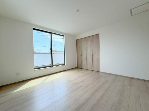 ���{�����s����]3���ڂ̐V�z��ˌ��Ă̗m��