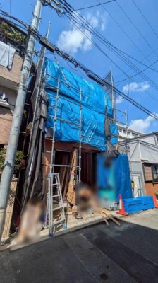 ���{�����s����]3���ڂ̐V�z��ˌ��Ă̂��̑����n