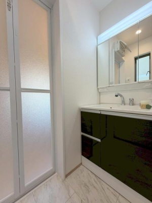 ���{�����s����]3���ڂ̐V�z��ˌ��Ă̐��ʑ�E���ʏ�