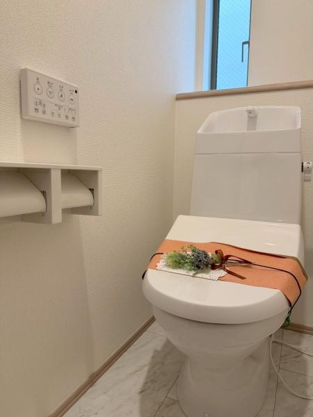 ���{�����s����]3���ڂ̐V�z��ˌ��Ẵg�C��