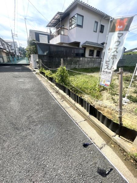 {HgsÎs1ڂ̓yn̑OʓH܂ތnʐ^