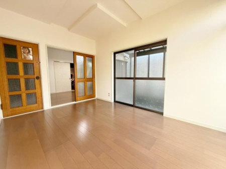 {OS{l3ڂ̒ÈˌẴrO