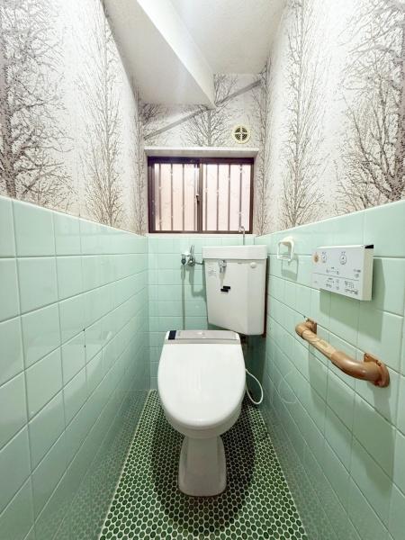 {OS{l3ڂ̒ÈˌẴgC