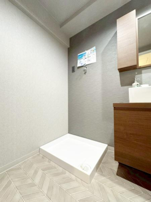 {s搼{1ڂ̒Ã}V̐ʑEʏ