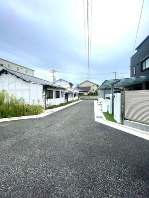 {sA5ڂ̓yn̑OʓH܂ތnʐ^