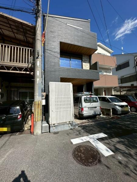 {Qs_3ڂ̐VzˌĂ̂̑n