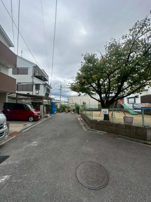 {Qs_3ڂ̐VzˌĂ̑OʓH܂ތnʐ^