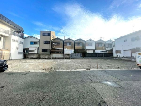 ���{���s����撷�g�Z��3���ڂ̐V�z��ˌ��Ă̌��n�O�ώʐ^