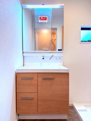 {s旬2ڂ̐VzˌĂ̐ʑEʏ