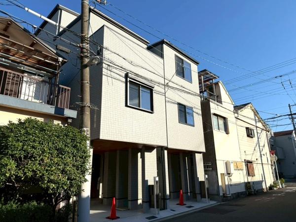 {s旬2ڂ̐VzˌĂ̑OʓH܂ތnʐ^