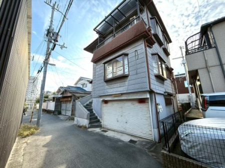 ���{���s������A4���ڂ̓y�n�̌��n�y�n�ʐ^