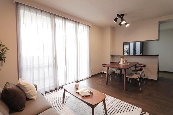 大阪府大阪市平野区加美西1丁目の中古マンションのリビング