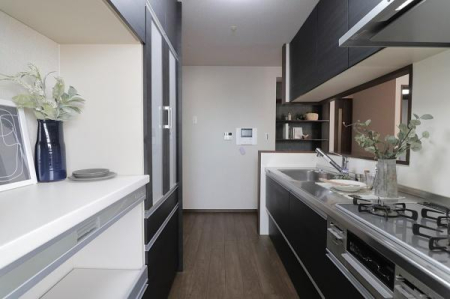 ���{���s����������1���ڂ̒��Ã}���V�����̃L�b�`��