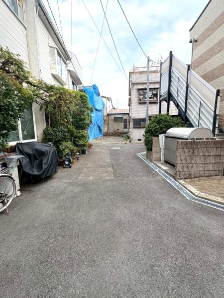 {s揟Rk4ڂ̓yn̑OʓH܂ތnʐ^