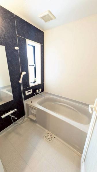 ���{�����s���ΐؒ�6���ڂ̒��È�ˌ��Ă̗���