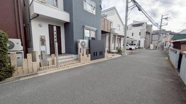 {sgc3ڂ̒ÈˌĂ̑OʓH܂ތnʐ^