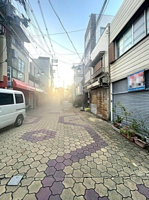 {s{扤q3ڂ̓yn̑OʓH܂ތnʐ^