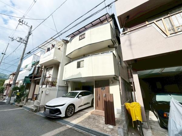 {Ύš̒ÈˌĂ̑OʓH܂ތnʐ^