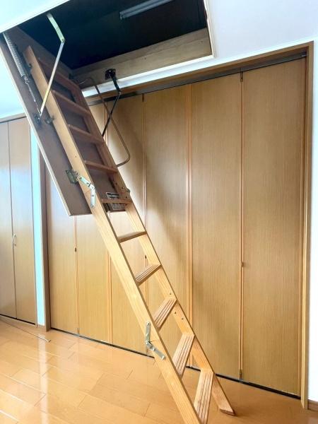 ���{���s�����Z�j��5���ڂ̒��È�ˌ��Ă̎��[