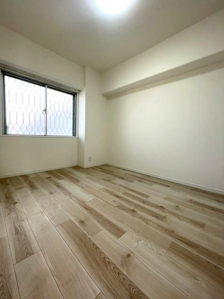 大阪府大阪市東住吉区照ケ丘矢田1丁目の中古マンションの洋室