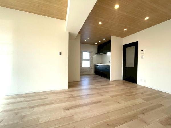 大阪府大阪市東住吉区照ケ丘矢田1丁目の中古マンションのリビング