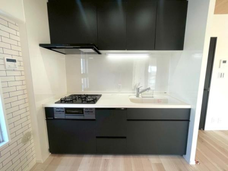 ���{���s���Z�g��ƃP�u��c1���ڂ̒��Ã}���V�����̃L�b�`��