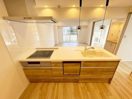 ���{�L���s���΋u1���ڂ̒��Ã}���V�����̃L�b�`��