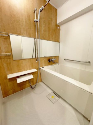 ���{�L���s���΋u1���ڂ̒��Ã}���V�����̗���