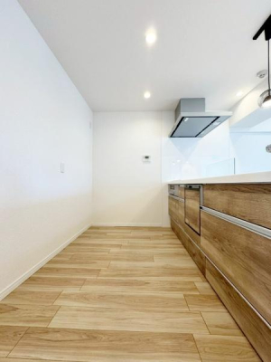 ���{�L���s���΋u1���ڂ̒��Ã}���V�����̃L�b�`��