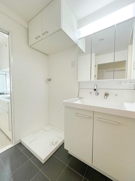 ���{���s�����V��6���� 16-16�̒��Ã}���V�����̐��ʑ�E���ʏ�