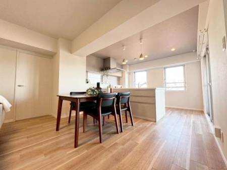 ���{�L���s�V�痢����2���� 22-3�̒��Ã}���V�����̃��r���O