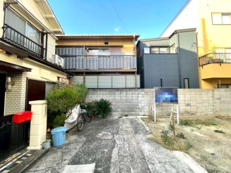 ���{���s���Z�g�捡��4���ڂ̓y�n�̑O�ʓ��H�܂ތ��n�ʐ^