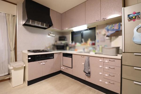 ���{�����s�퍪3���ڂ̒��È�ˌ��ẴL�b�`��