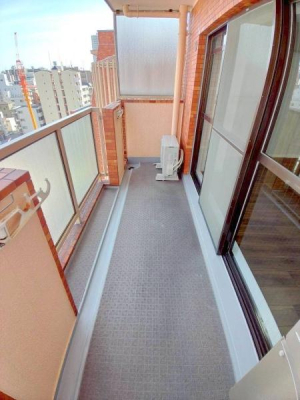 ���{���s�k��{����3���ڂ̒��Ã}���V�����̃o���R�j�[