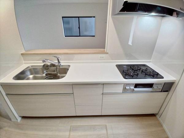 ���{�����s����2���ڂ̐V�z��ˌ��ẴL�b�`��