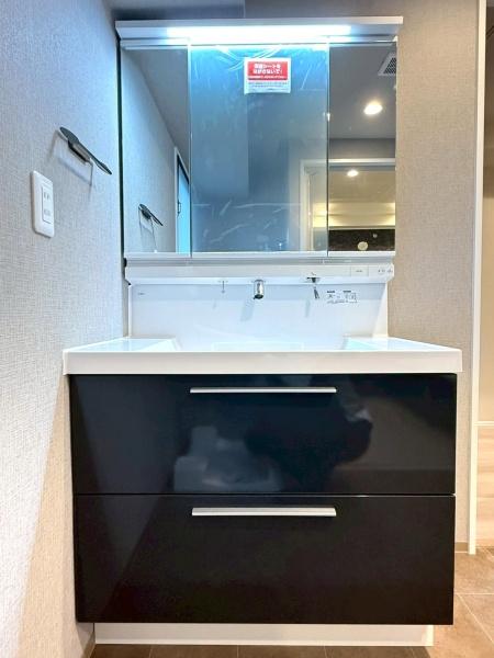 {sZgK3ڂ̒Ã}V̐ʑEʏ