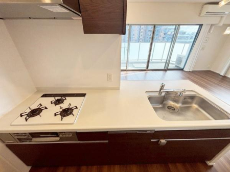 ���{�L���s�����2���ڂ̒��Ã}���V�����̃L�b�`��